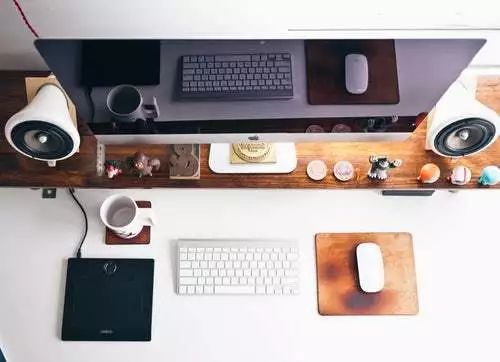 企業(yè)網(wǎng)站設(shè)計應該考慮的問題有哪些？